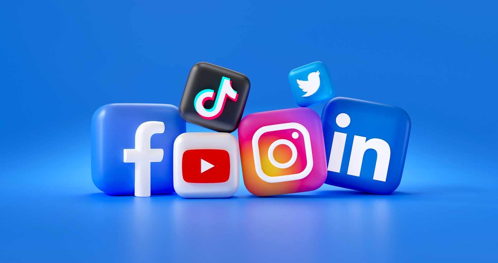 a group of different social media logos including Twitter and Facebook